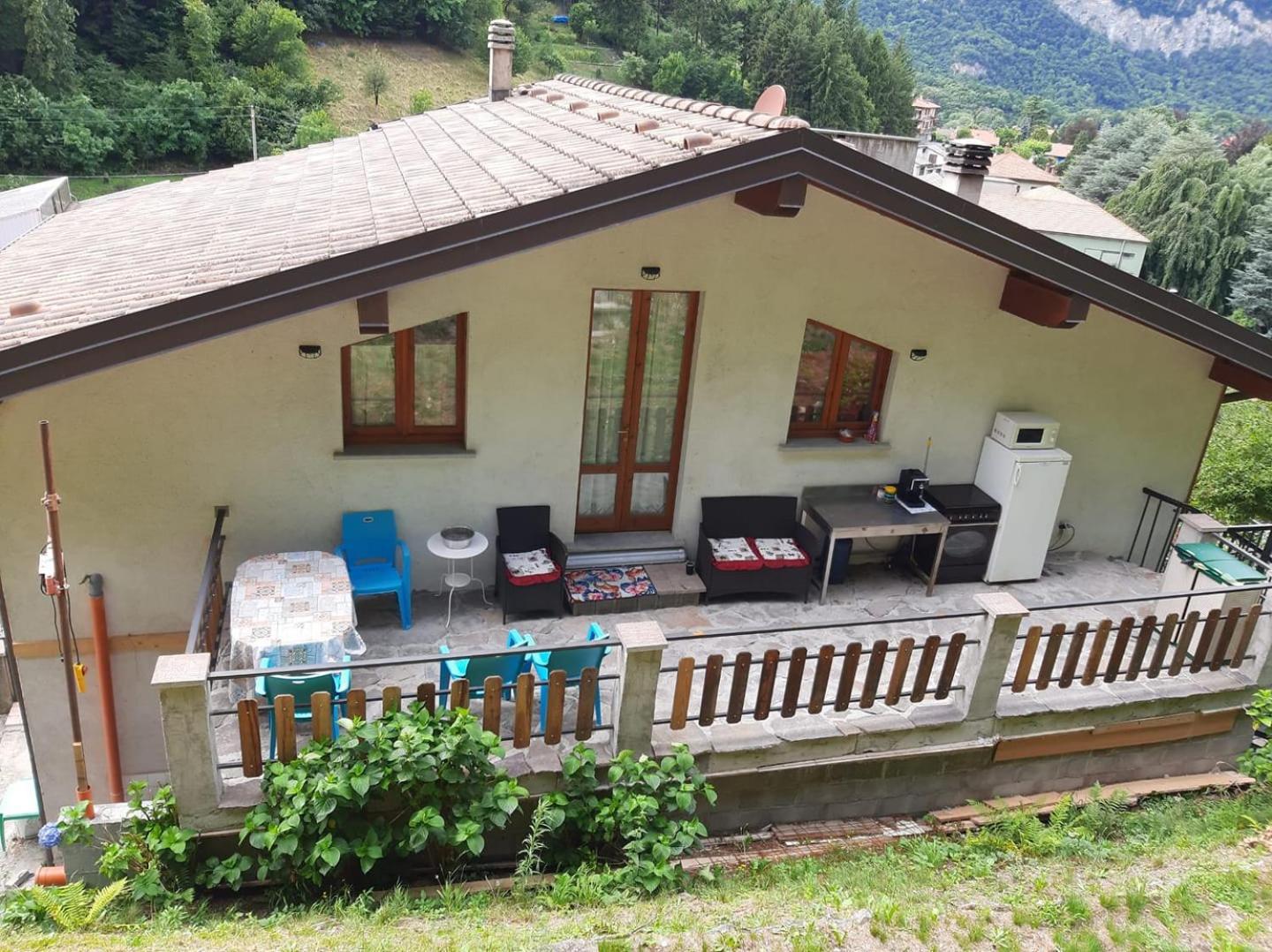 B&B I Ghiri Canzo Luaran gambar