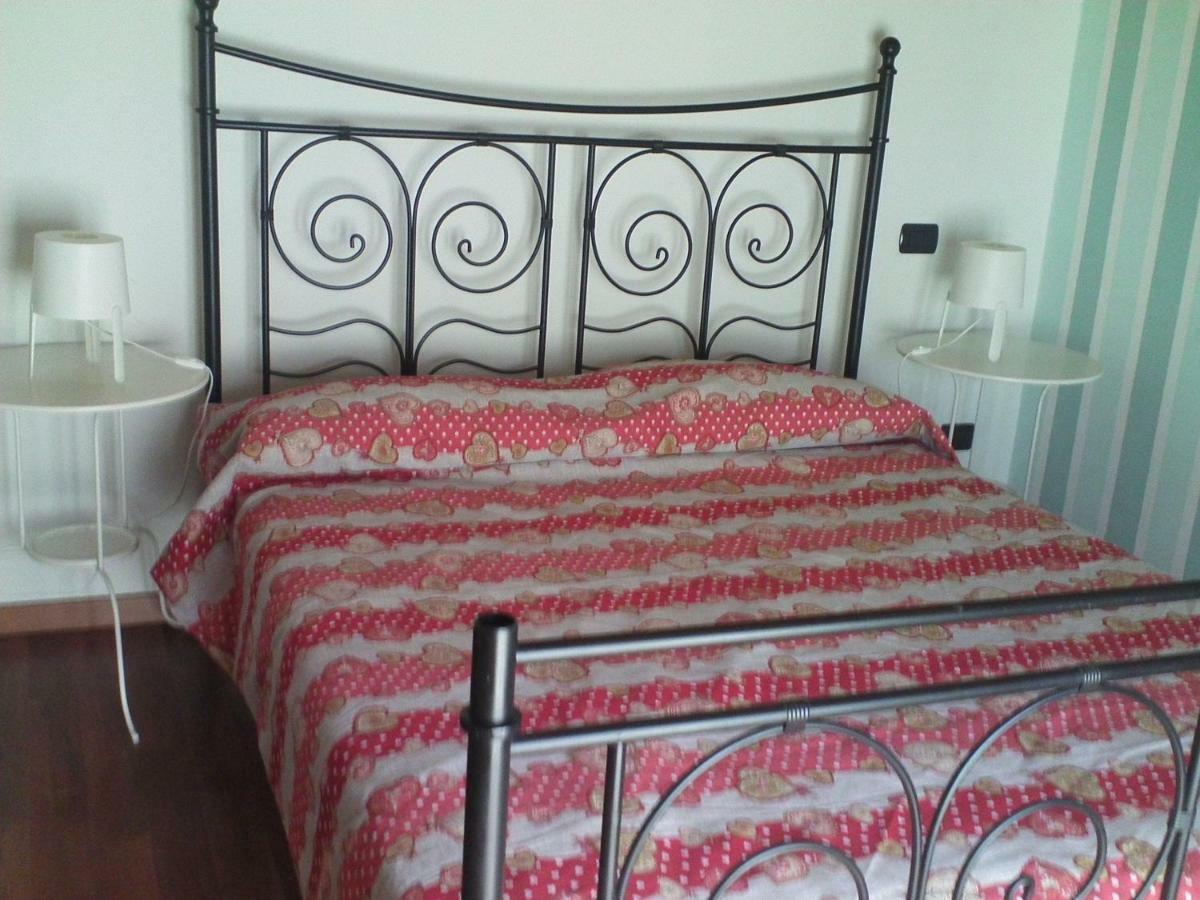 B&B I Ghiri Canzo Luaran gambar